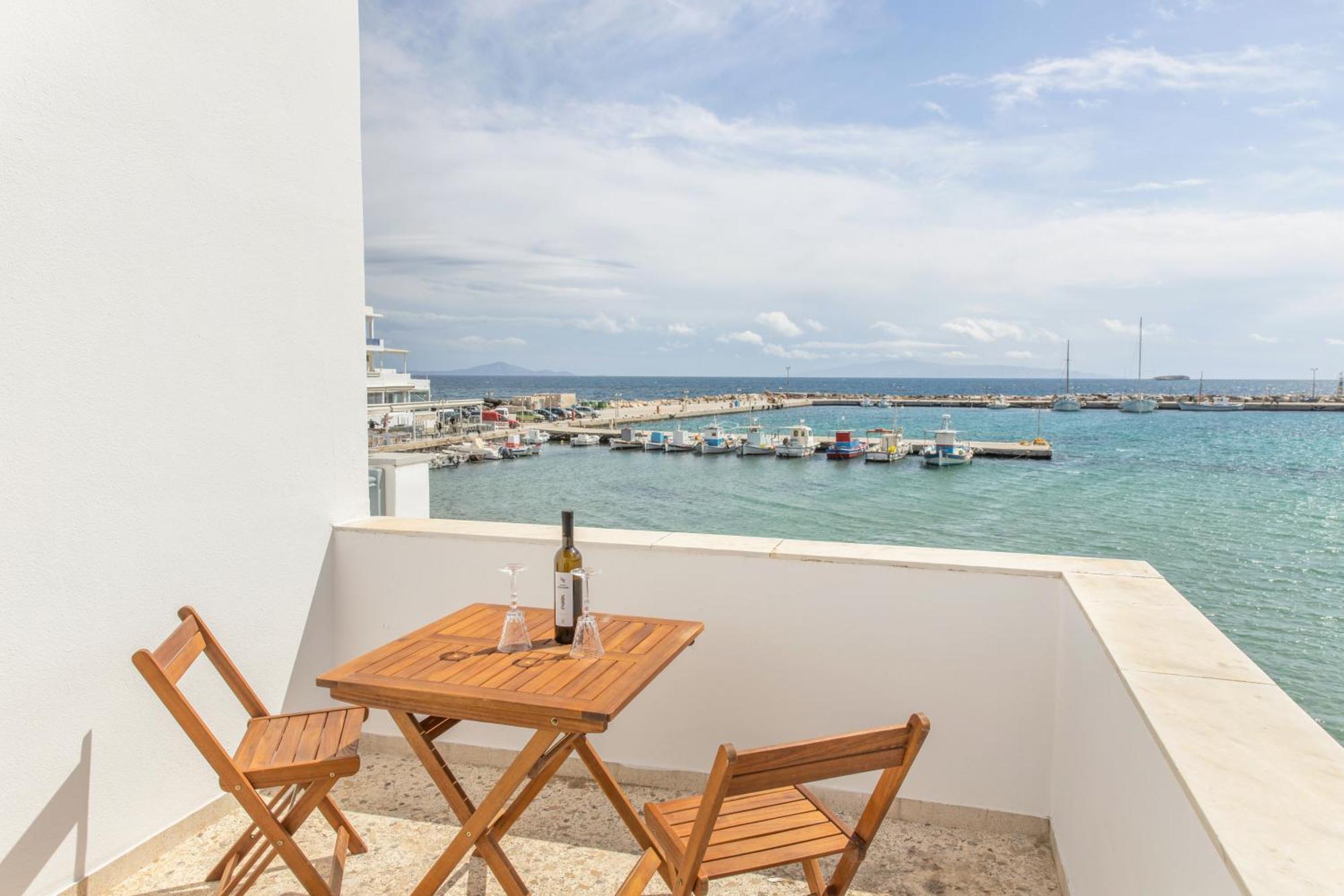 Yialos Rooms Piso Livadi Exterior photo